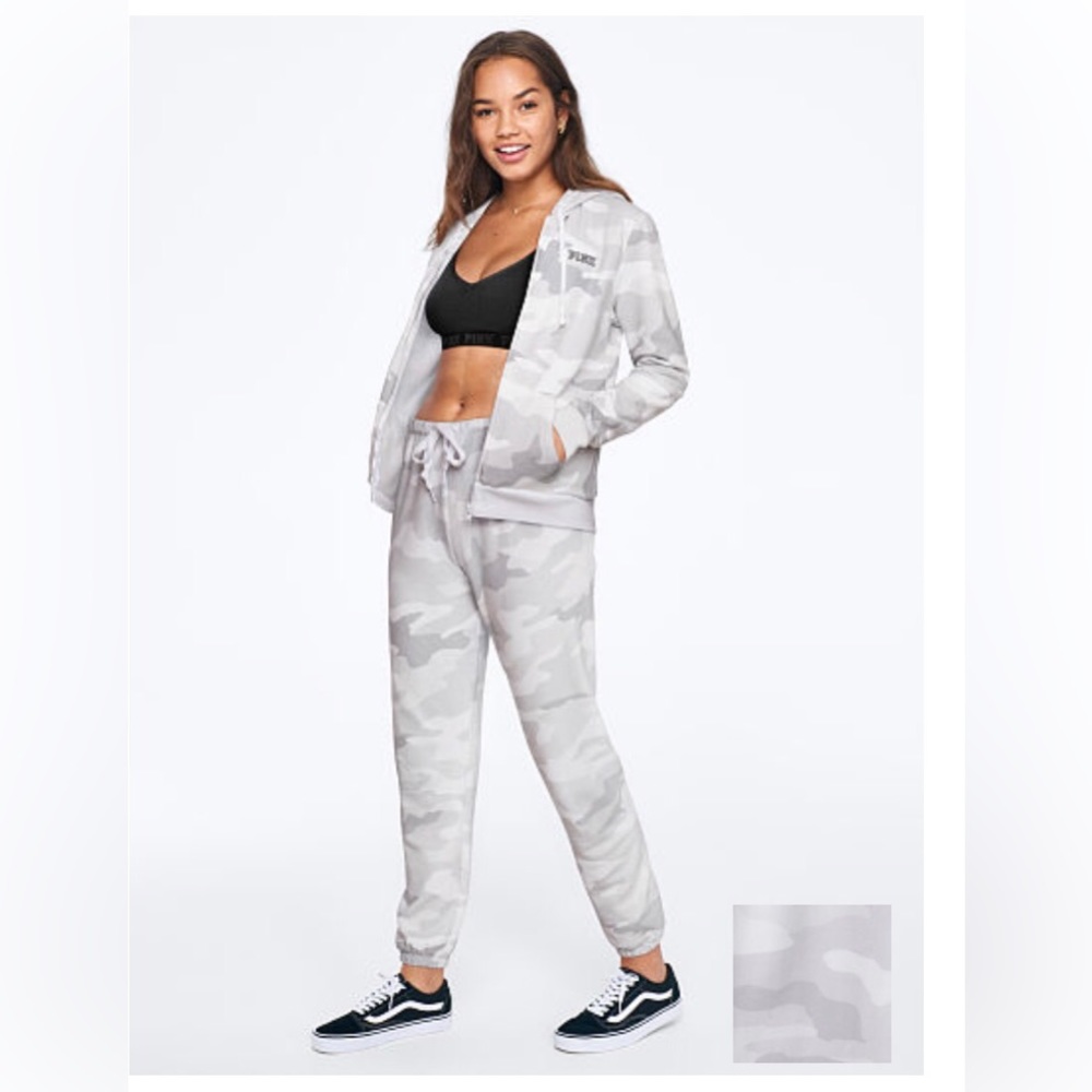NWT. NIP. EVERYDAY PERFECT FULL ZIP CLASSIC PANTS